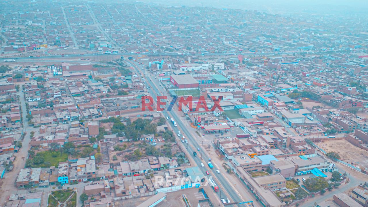 Terreno Comercial Cm En Esquina De 4,400 M² – Av. Néstor Gambetta — foto 4