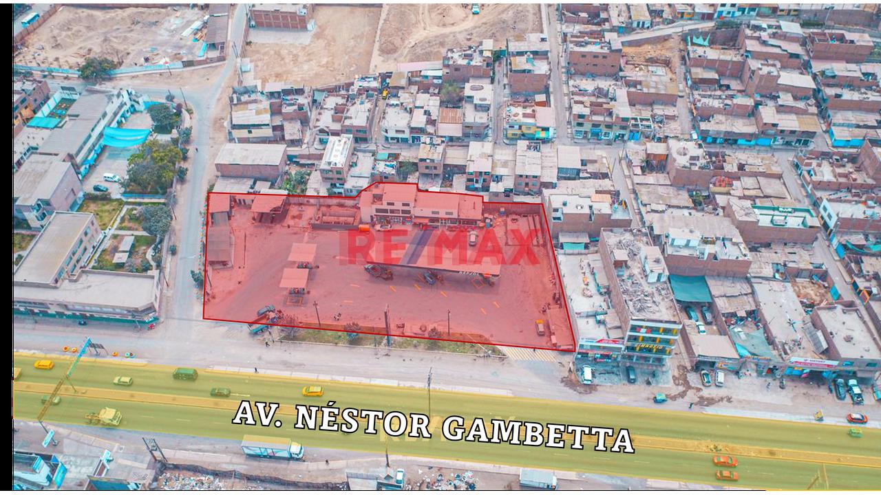 Terreno Comercial Cm En Esquina De 4,400 M² – Av. Néstor Gambetta