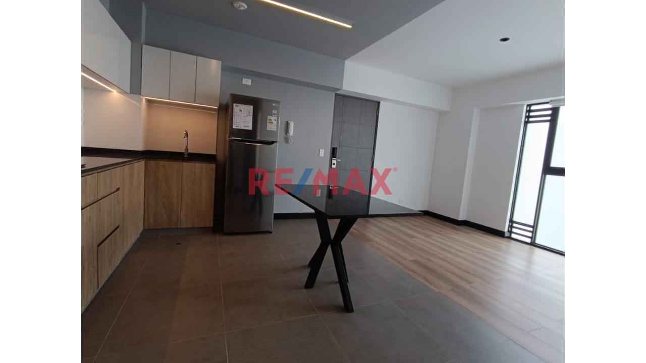 Alquiler Modernos Departamentos Semi Amoblados En San Isidro 45M2 — foto 2