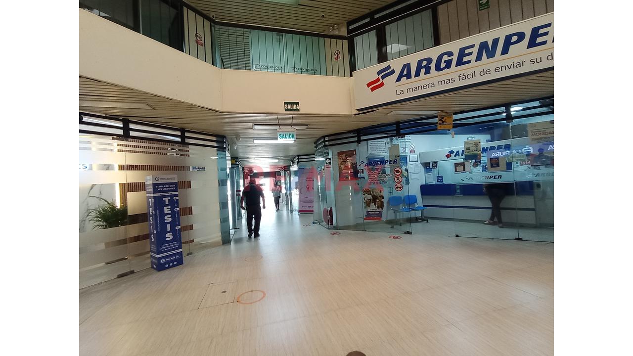 Alquiler De Oficina Para Negocios: 83 M2 304-306' - 9