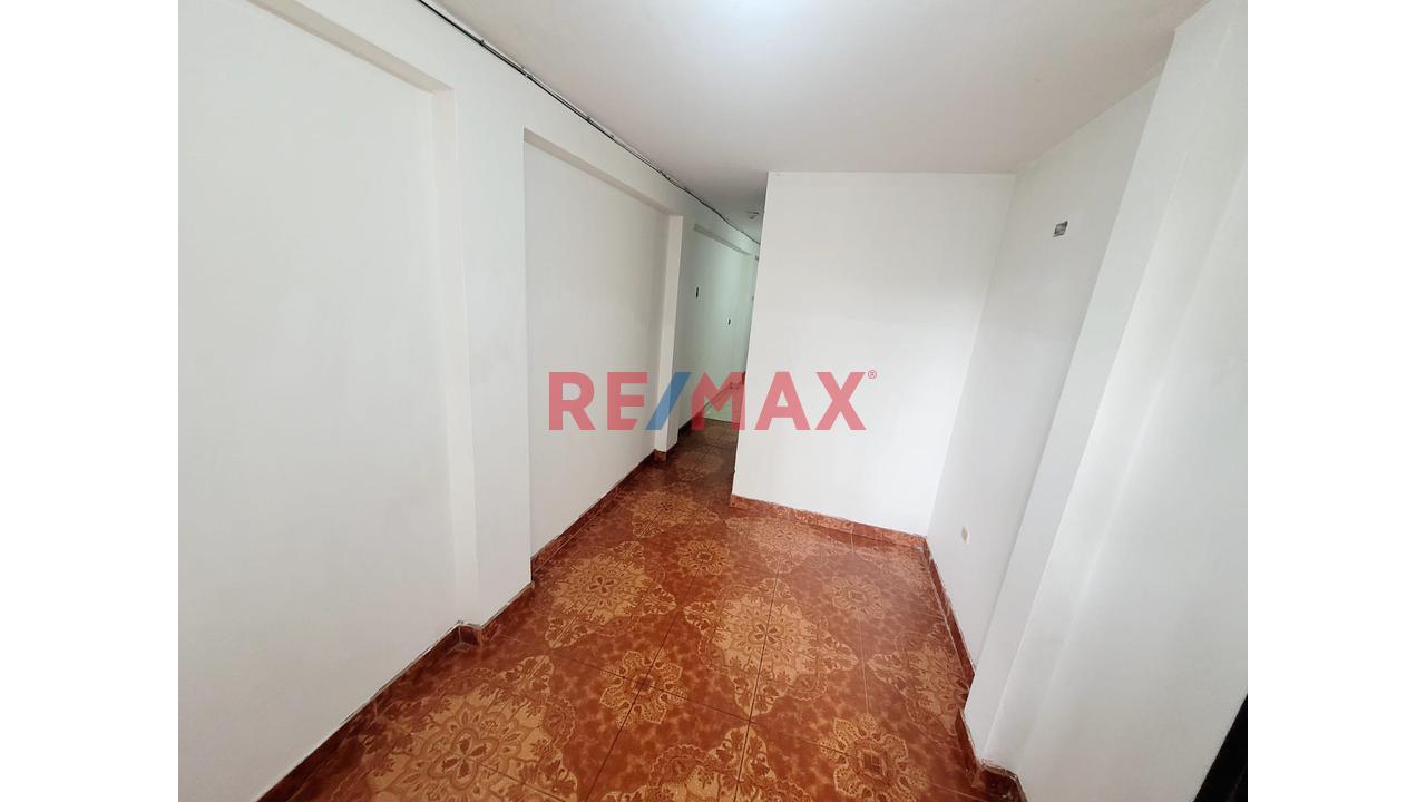 *¡Oportunidad! Vendo Departamento En San Martín De Porres* — foto 3