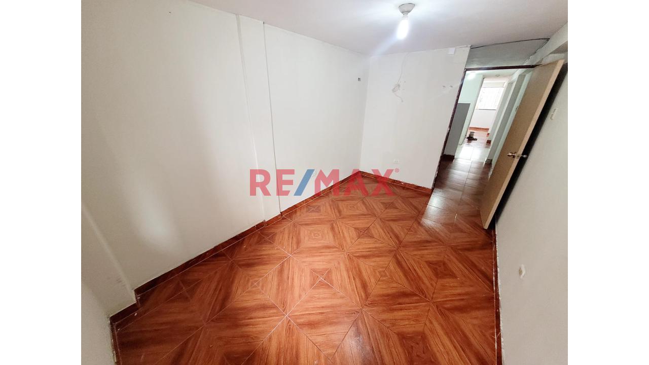 *¡Oportunidad! Vendo Departamento En San Martín De Porres* — foto 8