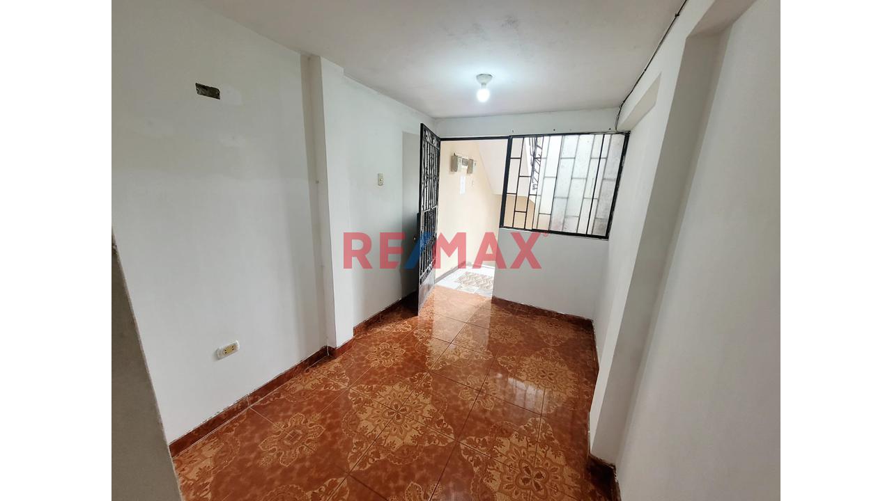 *¡Oportunidad! Vendo Departamento En San Martín De Porres* — foto 2