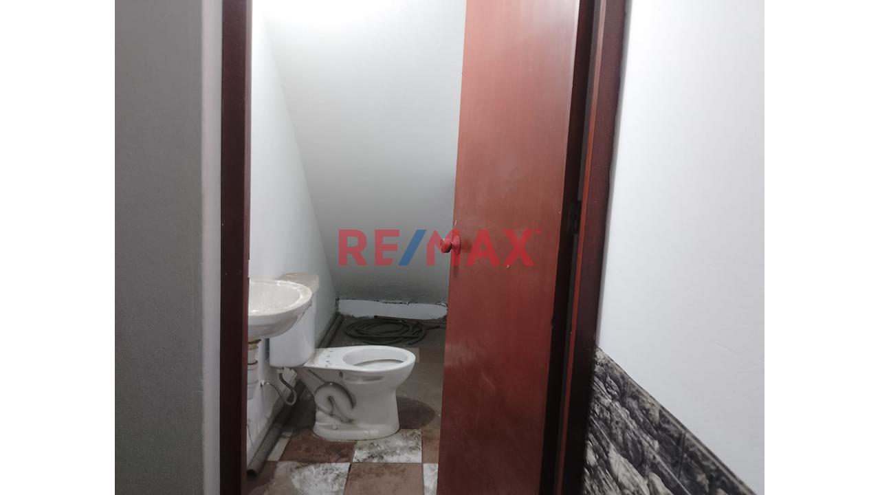 Se Vende Casa En Av. Santa Rosa San Juan De Lurigancho — foto 11