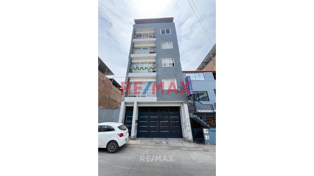 Alquiler De Local De 140M2 En Villa El Salvador - 11