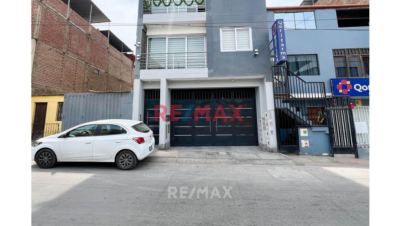 Alquiler De Local De 140M2 En Villa El Salvador - 3