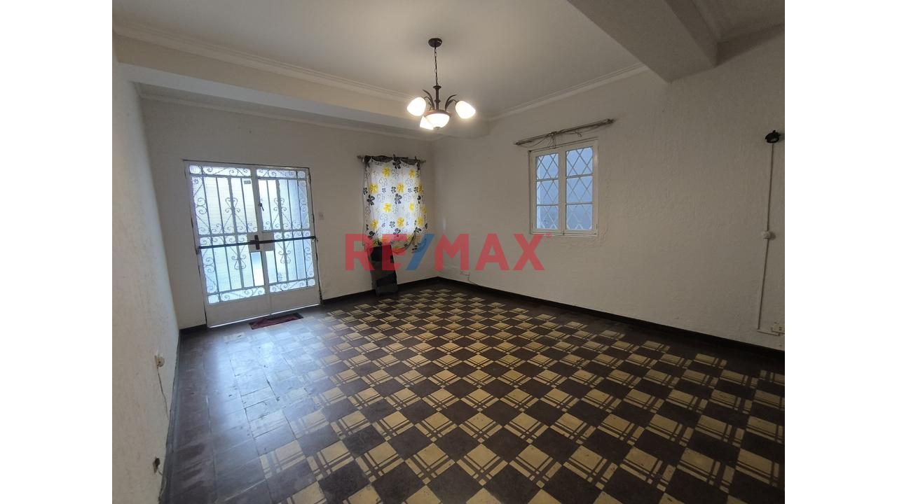 Alquiler De Local Comercial En Lince De 242M2 - 18