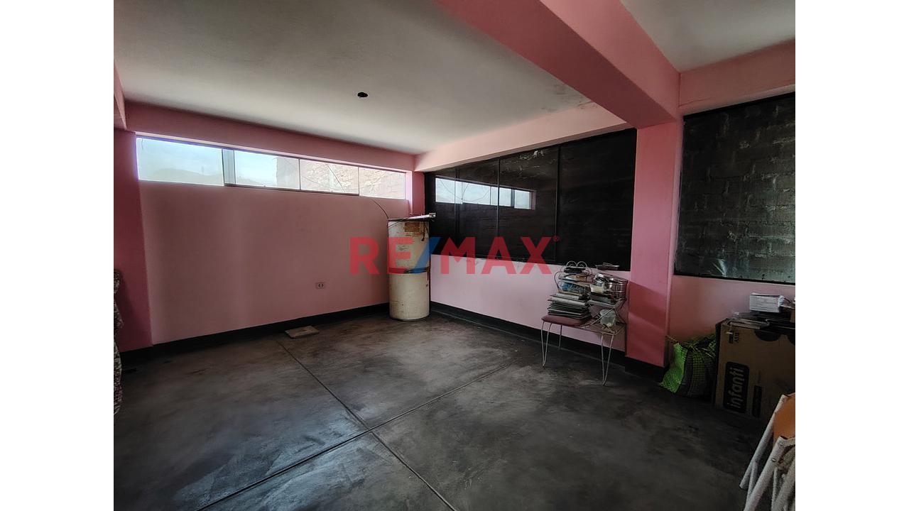 Se Vende Amplia Casa De 02 Pisos + Azotea Sector 01 Grupo 02 En Villa El Salvador — foto 14