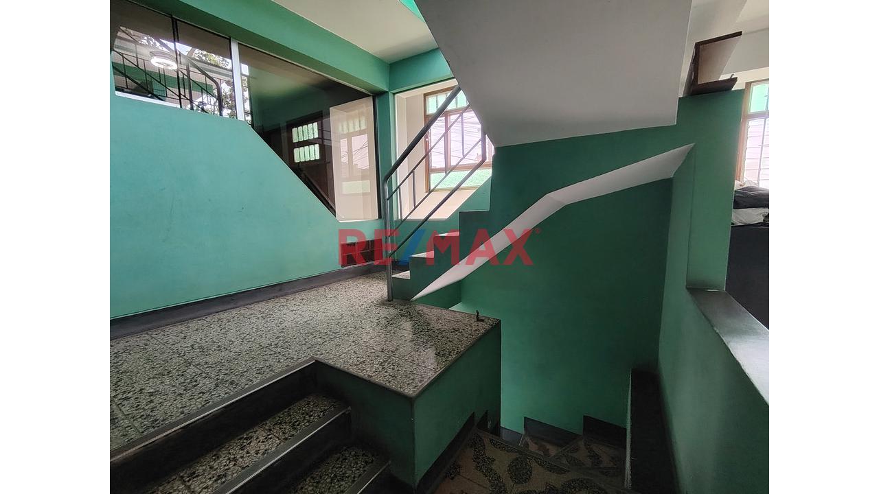 Se Vende Amplia Casa De 02 Pisos + Azotea Sector 01 Grupo 02 En Villa El Salvador — foto 5