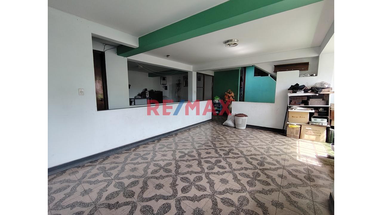 Se Vende Amplia Casa De 02 Pisos + Azotea Sector 01 Grupo 02 En Villa El Salvador — foto 2