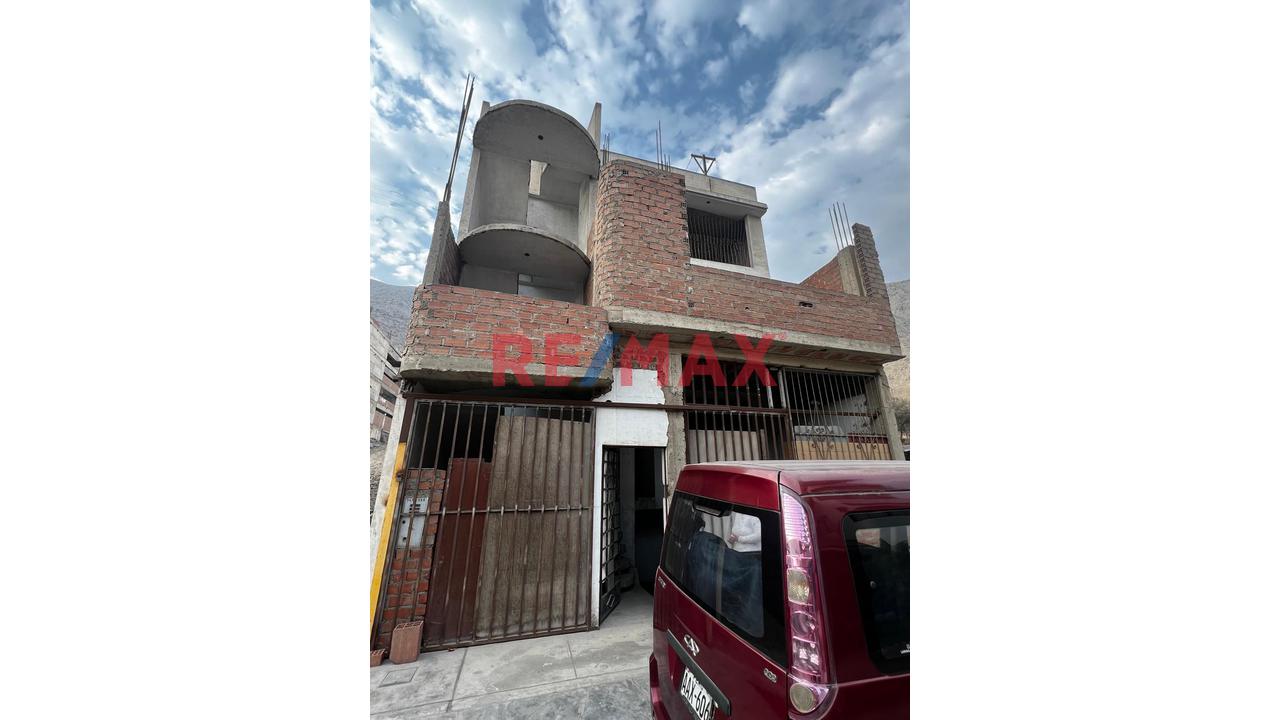 Se Vende Hermosa Casa En Carapongo Primera Etapa En El Condominio Los Paltos - 1
