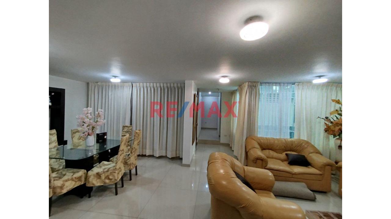 Departamento Completamente Amoblado  Urb Quinta Casuarinas