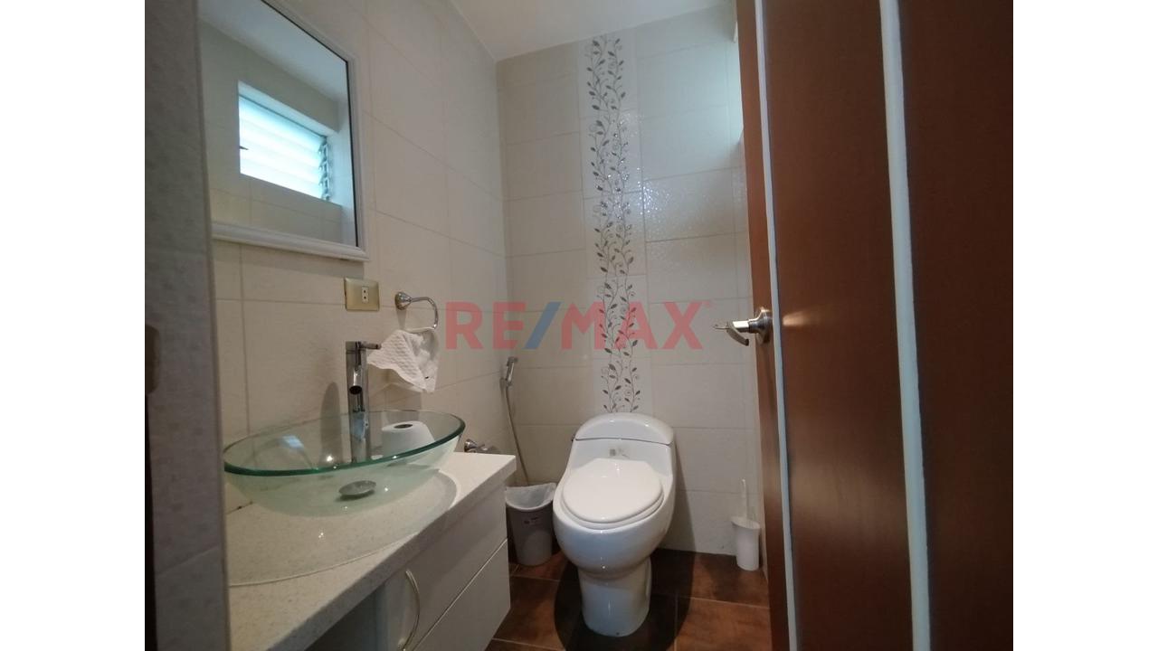 Departamento Completamente Amoblado Urb Quinta Casuarinas - 4