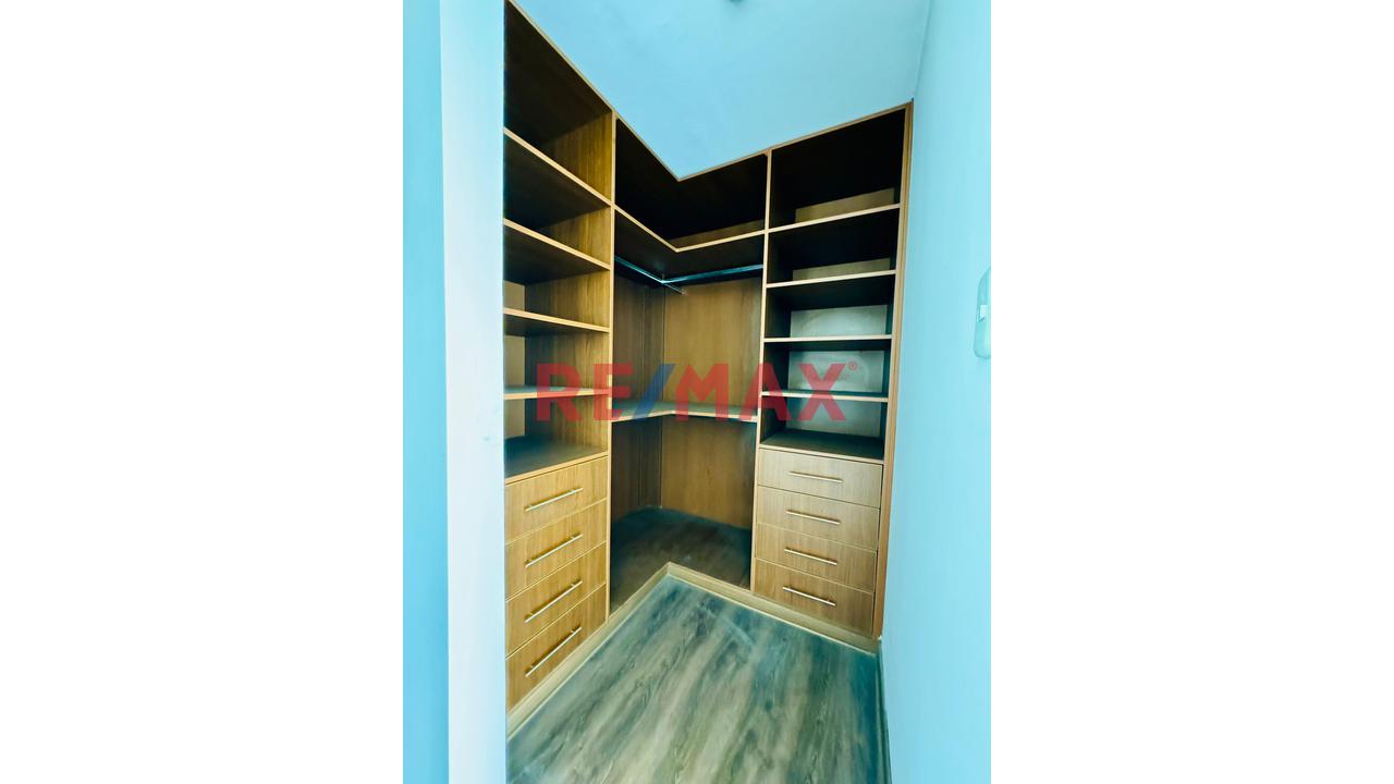 Venta De Triplex Desde El Segundo Piso Hacia Arriba , Con Excelente Ubicación A Una Cudra De Tinoco Con Camino Del Inca - 15