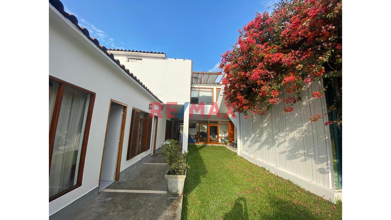 ¡Oportunidad Única! 🏖️ Venta Casa De Playa Primera Fila En Bujama -Cañete - 8