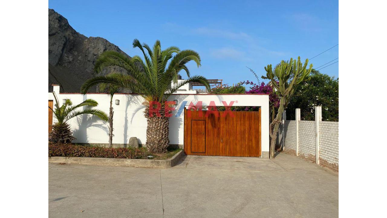 ¡Oportunidad Única! 🏖️ Venta Casa De Playa Primera Fila En Bujama -Cañete - 12