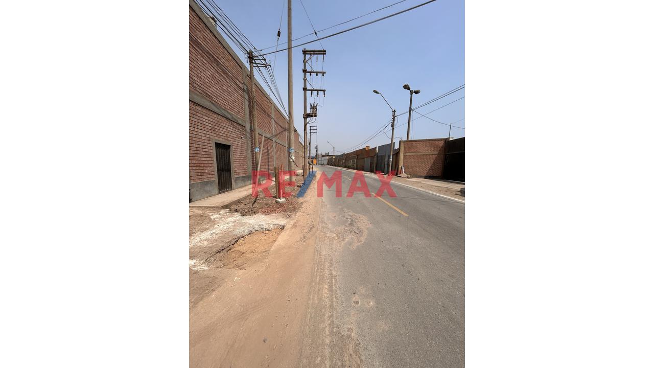 Alquiler De Terreno Cercado Calle Las Moreras Uachipa Lurigancho - 3