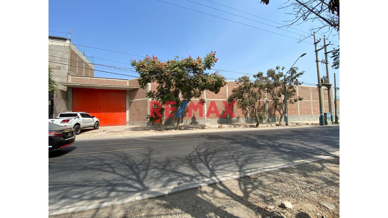 Alquiler De Terreno En Av Circunvalacion Huachipa Lurigancho - 1