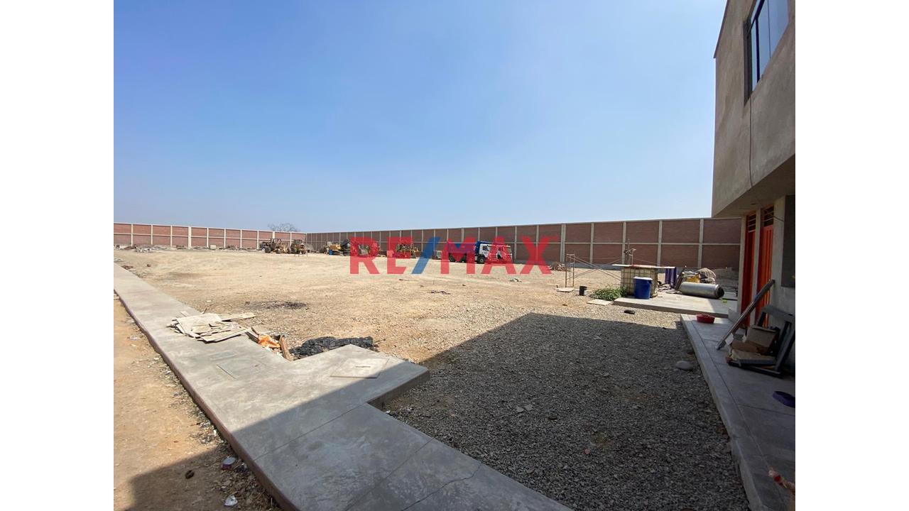 Alquiler De Terreno En Av Circunvalacion Huachipa Lurigancho - 6