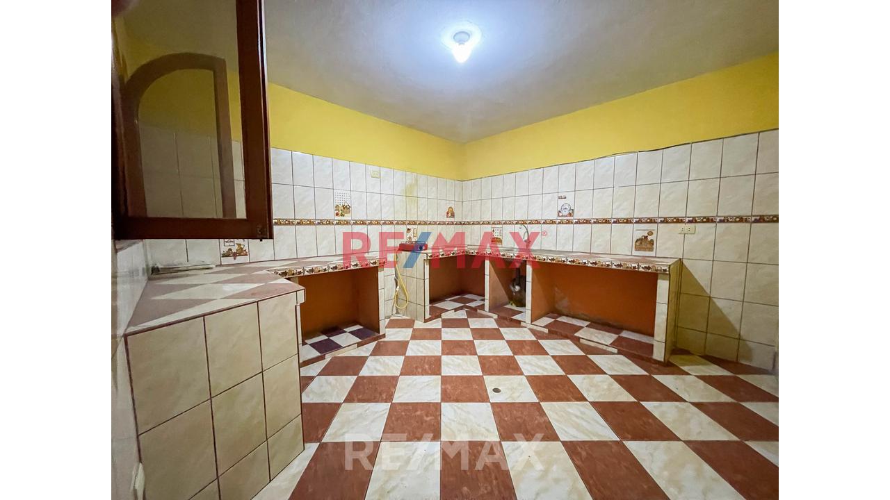 ¡Casa En Venta En Puente Piedra! 🏠✨ - 11