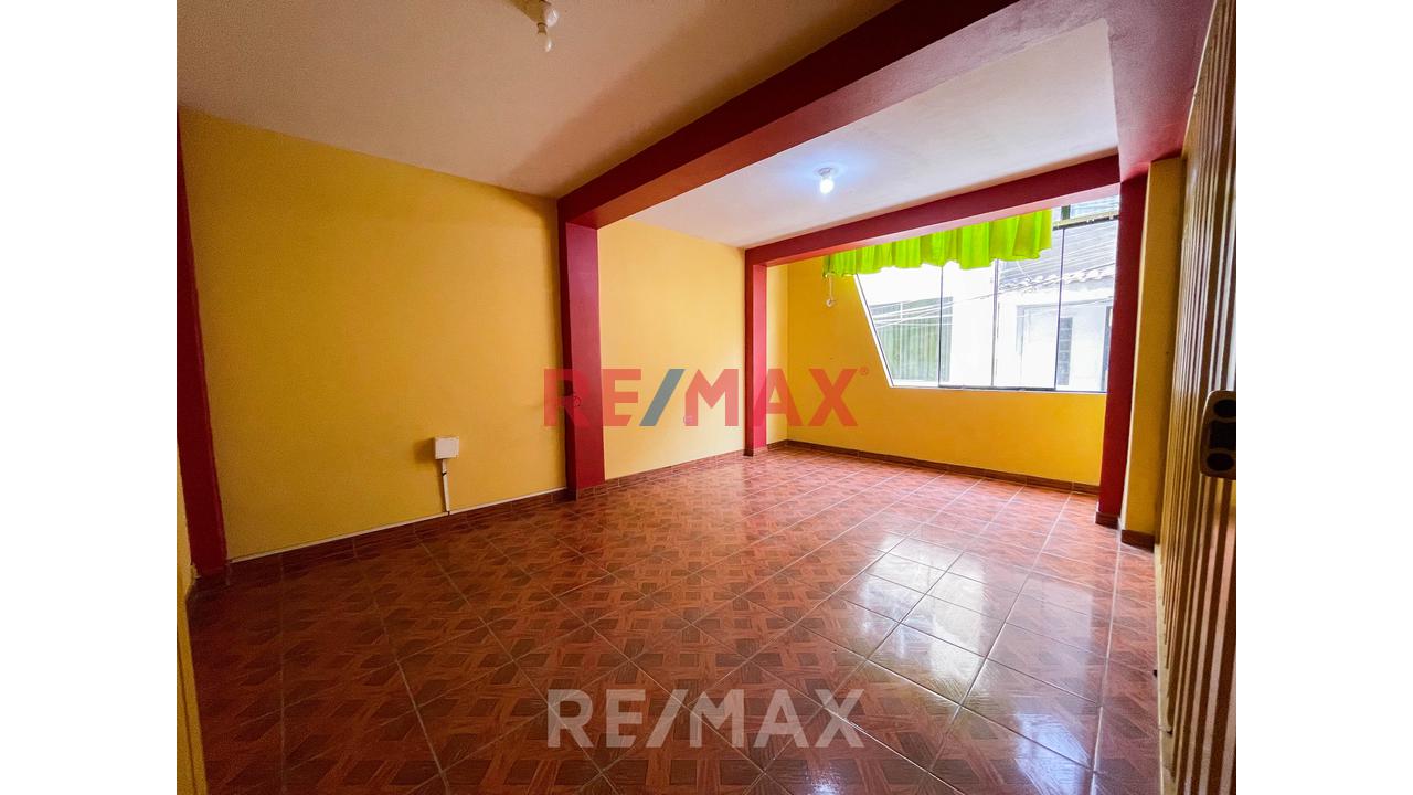 ¡Casa En Venta En Puente Piedra! 🏠✨ - 9