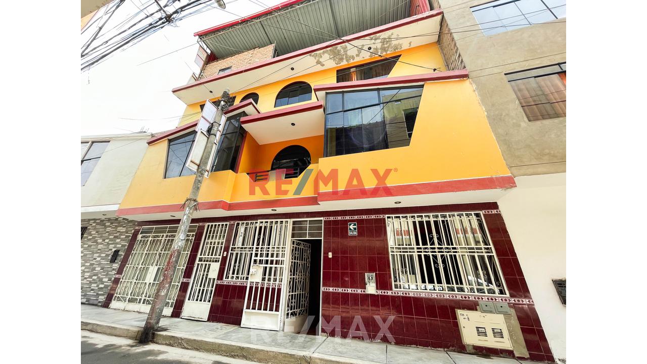 ¡Casa En Venta En Puente Piedra! 🏠✨ - 1