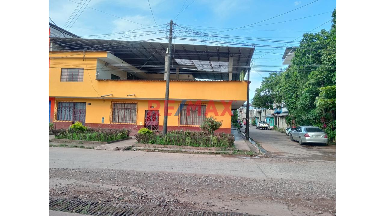Se Vende Linda Y Amplia Casa En Esquina - Tingo Maria / Huánuco — foto 3