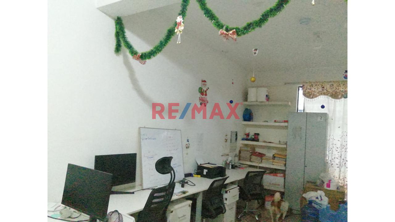 Se Vende Linda Y Amplia Casa En Esquina - Tingo Maria / Huánuco — foto 9