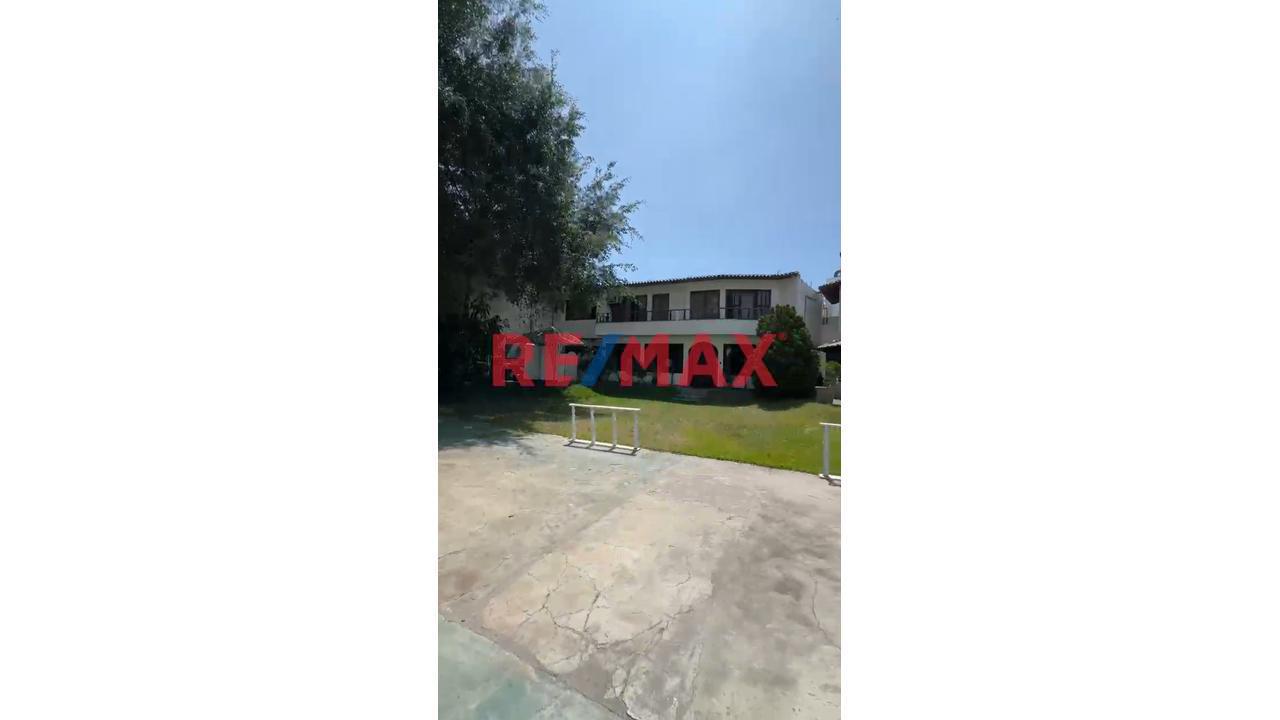 Se Vende Casa / Terreno Grande De 3236.76 Mt En Av El Derby Surco Para Vivienda, Proyecto O Inversion