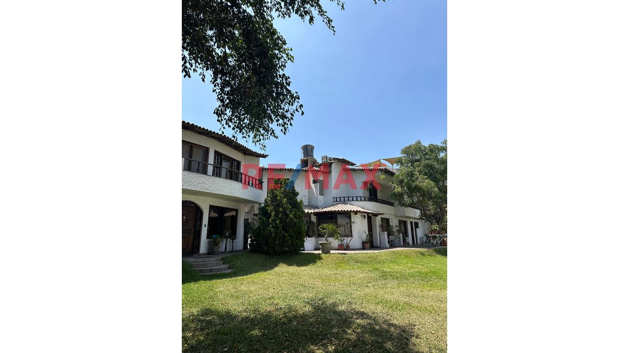 Se Vende Casa / Terreno Grande De 3236.76 Mt En Av El Derby Surco Para Vivienda, Proyecto O Inversion — foto 11