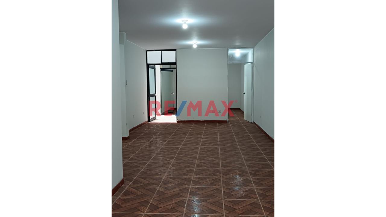 Alquiler De Departamento En Pueblo Libre ( Alt. De Cuadra 18 Av. Manuel Cipriano Dulanto -Ex La Mar). Ideal Para Vivienda Y/O Oficina Administrativa/ — foto 2