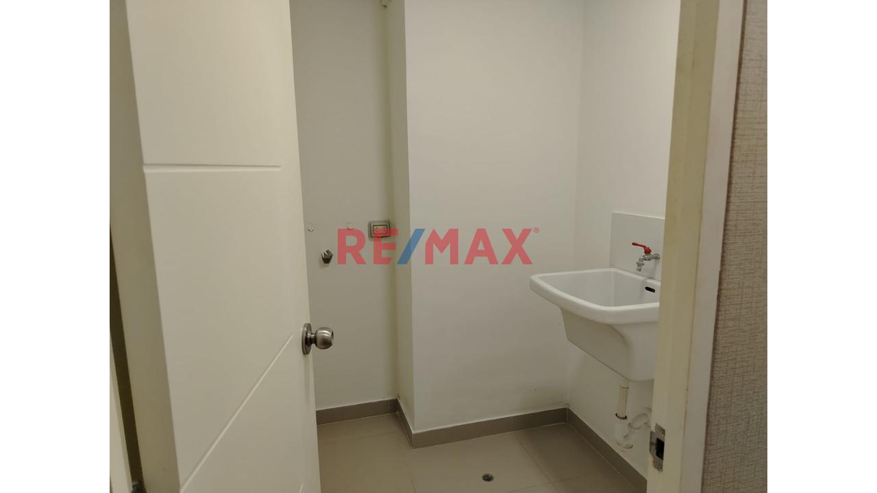 Se Vende Deparatmento De Estreno En Lince — foto 12