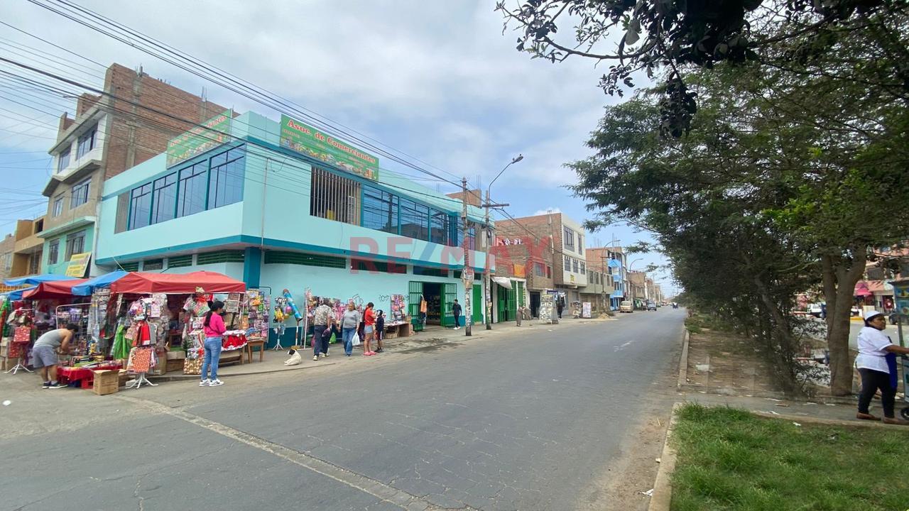 Alquiler De Local Comercial Segundo Piso En Zona Comercial De San Martin De Porres - 10