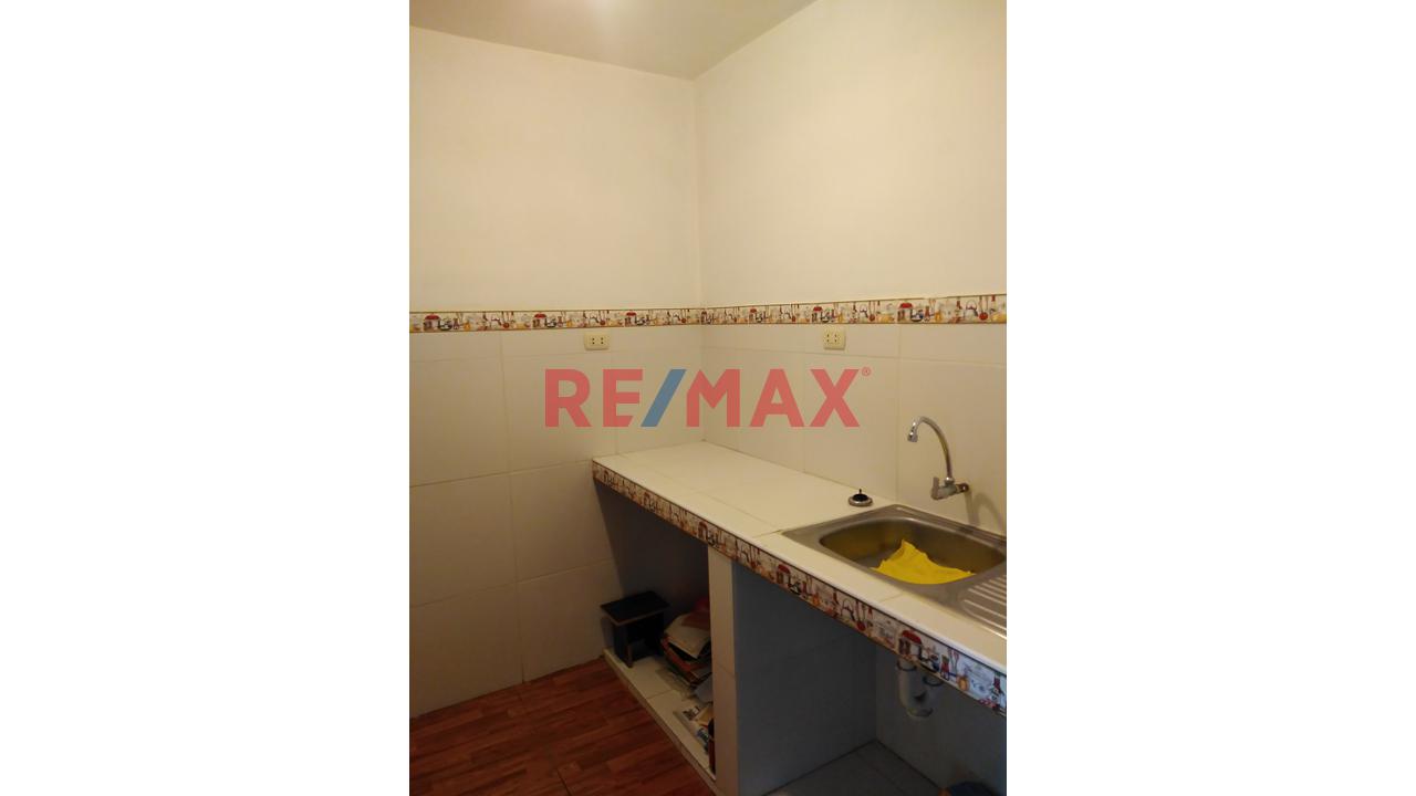 ¡Excelente Oportunidad En Villa El Salvador! Casa – Local Ideal Para Vivir O Invertir — foto 14