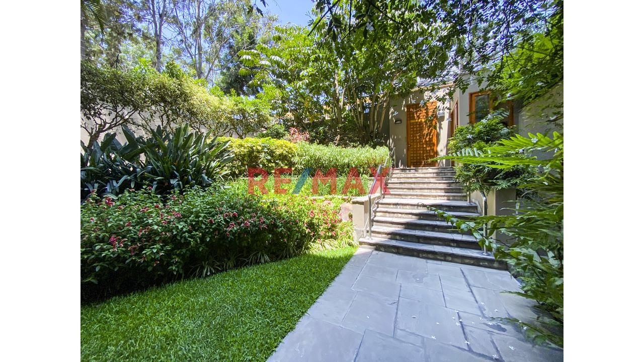 Flat En Venta 4 Dormitorios, San Isidro: Terraza Y Vista A La Huaca Huallamarca — foto 2