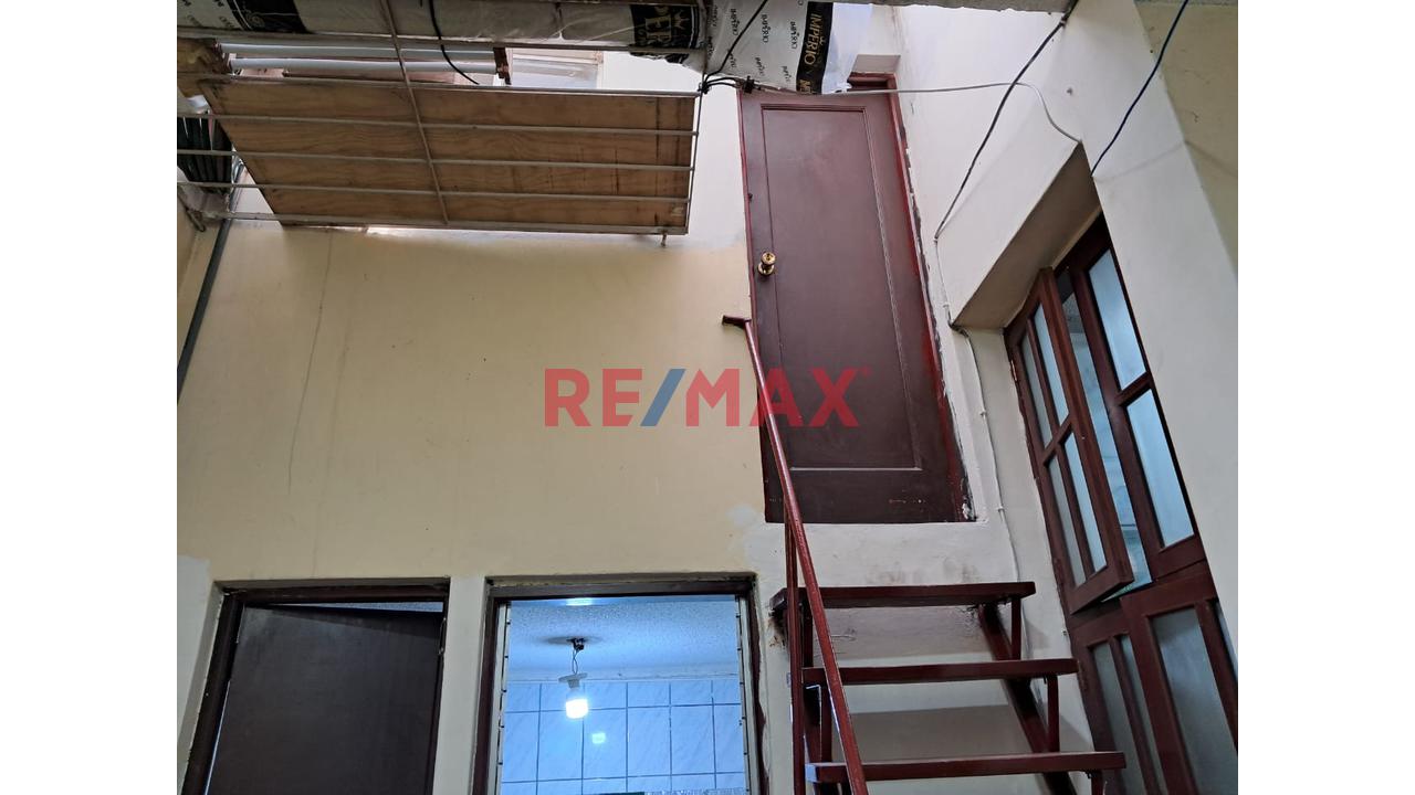 Venta De Departamento Primer Piso - 9