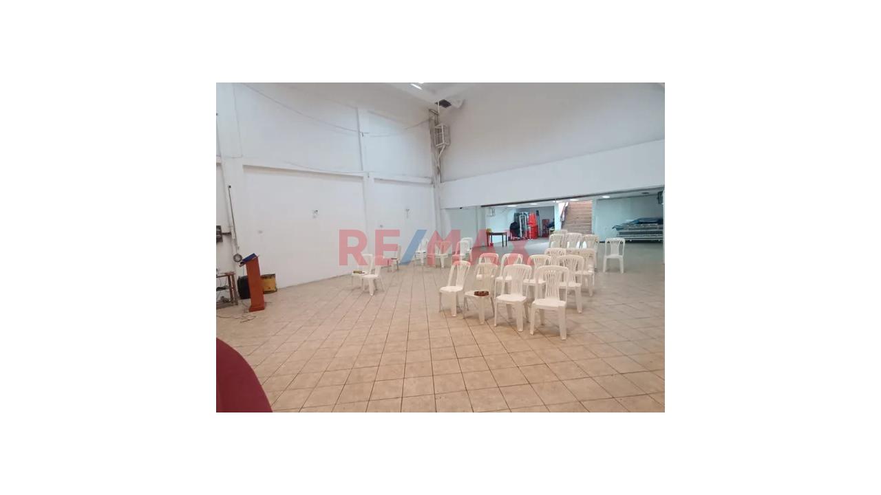 Vendo Casa En San Martin De Porres ¡Excelente Ubicación! — foto 2