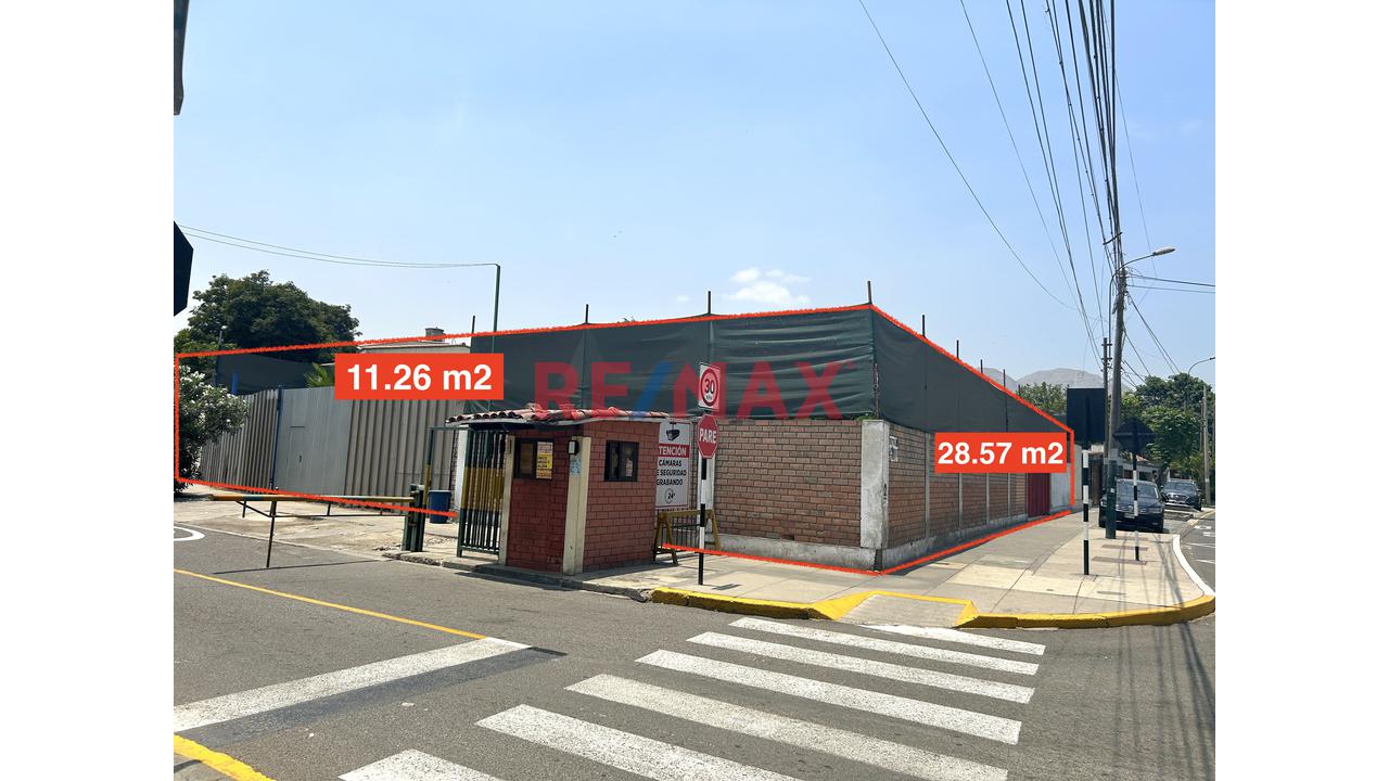 Vendo Terreno De 637.40 M2 En Alameda Del Corregidor (Esquina) Sin Costo De Demolición - 2