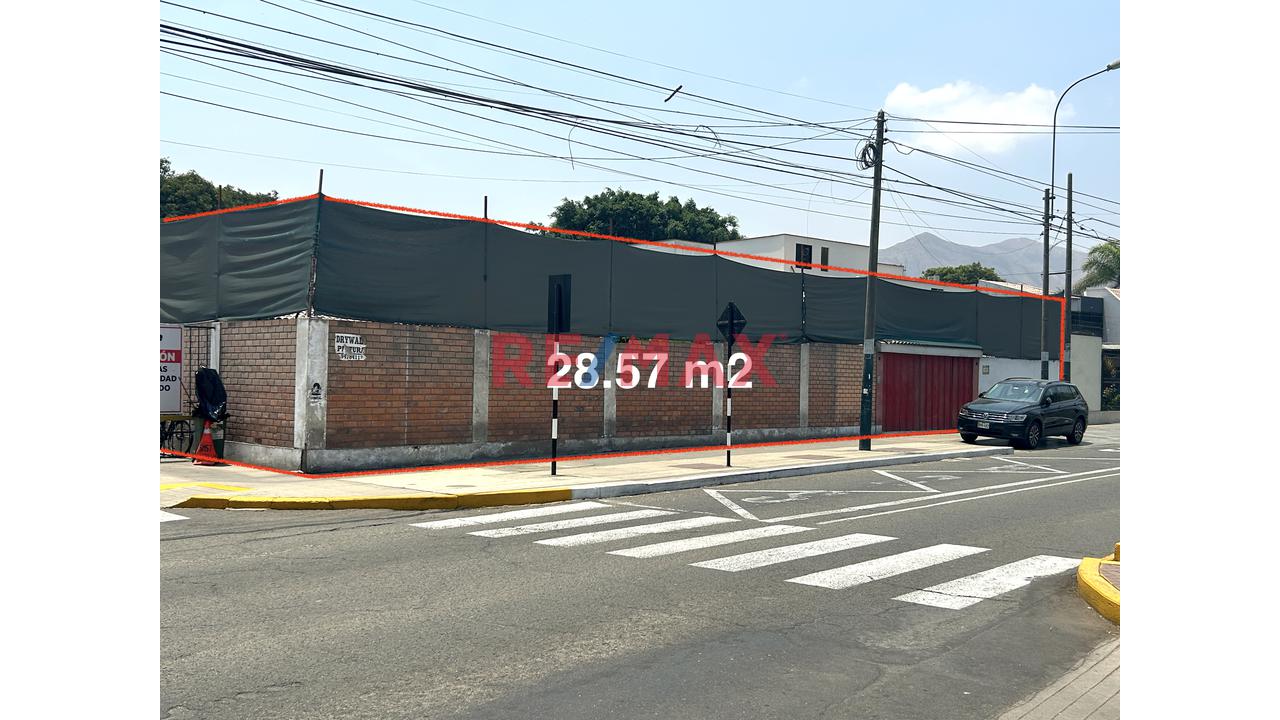 Vendo Terreno De 637.40 M2 En Alameda Del Corregidor (Esquina) Sin Costo De Demolición - 1