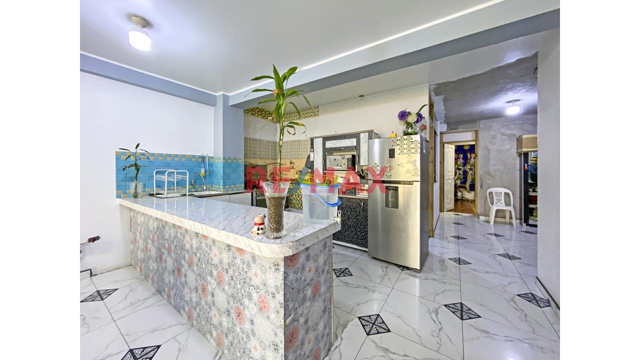 ¡Gran Oportunidad! Venta Local Comercial Y Casa En Av.Chillon Trapiche Carabayllo — foto 5