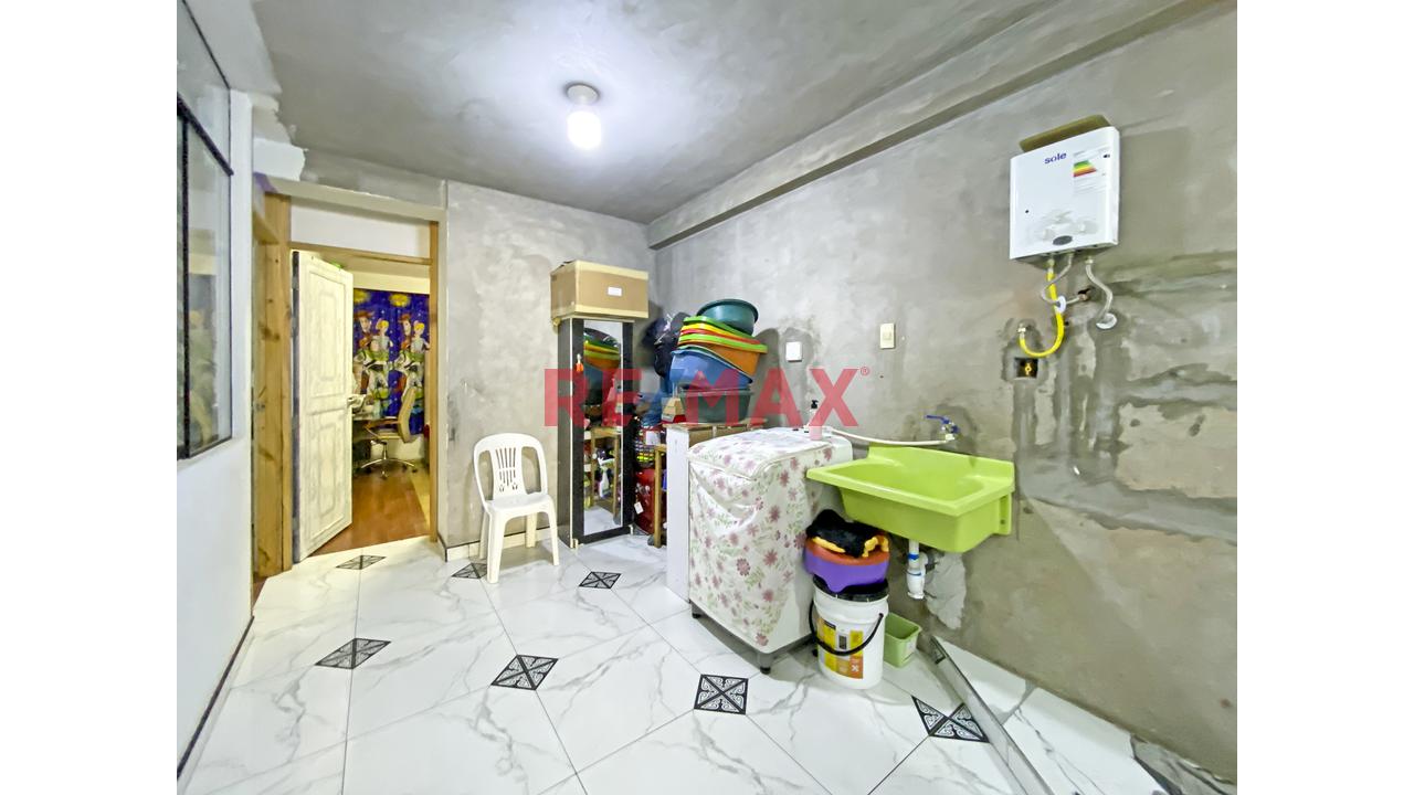 ¡Gran Oportunidad! Venta Local Comercial Y Casa En Av.Chillon Trapiche Carabayllo — foto 10