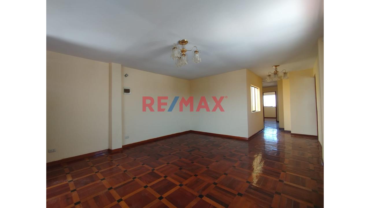 Venta Departamento Cuarto Piso- Chorrillos — foto 3