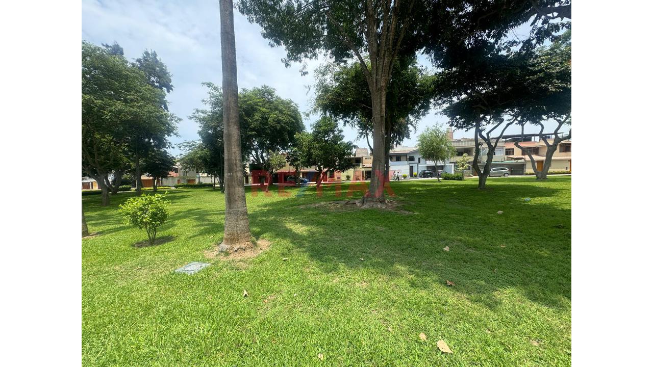 ¡Atención Inversionistas!!!!! Venta De Terrenos – Urb.La Alborada -Surco - 19