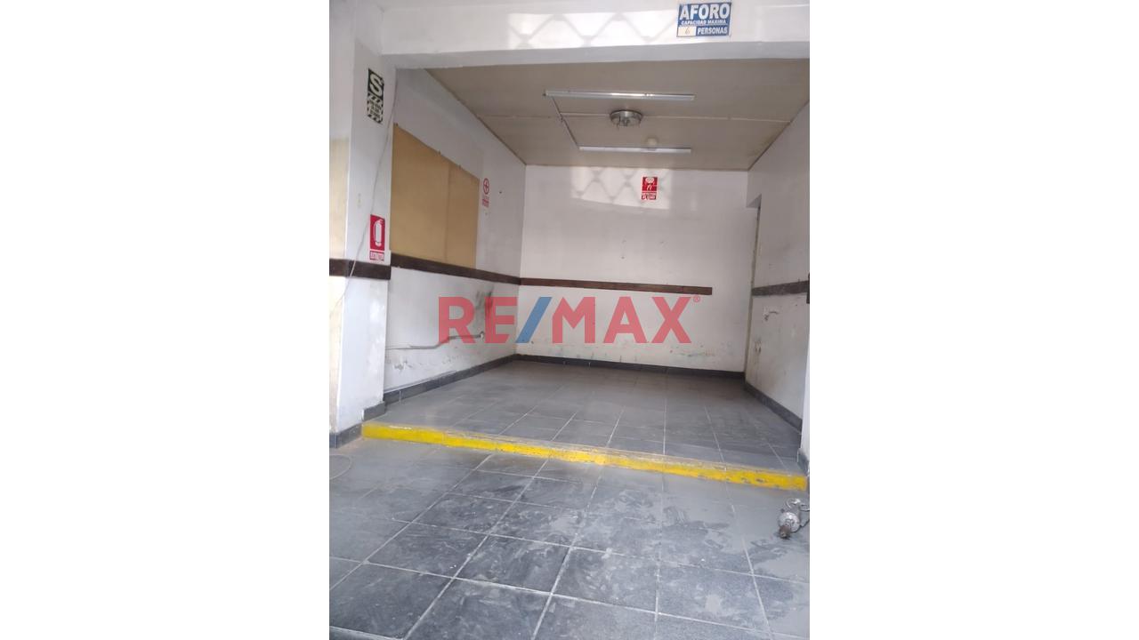 Venta De Espacios Comerciales En Santa Catalina, La Victoria - 6
