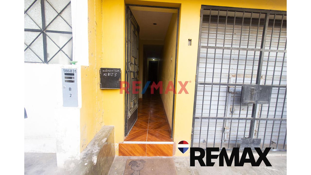 Se Vende Casa De Tres Pisos Con Dos Locales Comerciales En Avenida En San Juan De Miraflores - 5