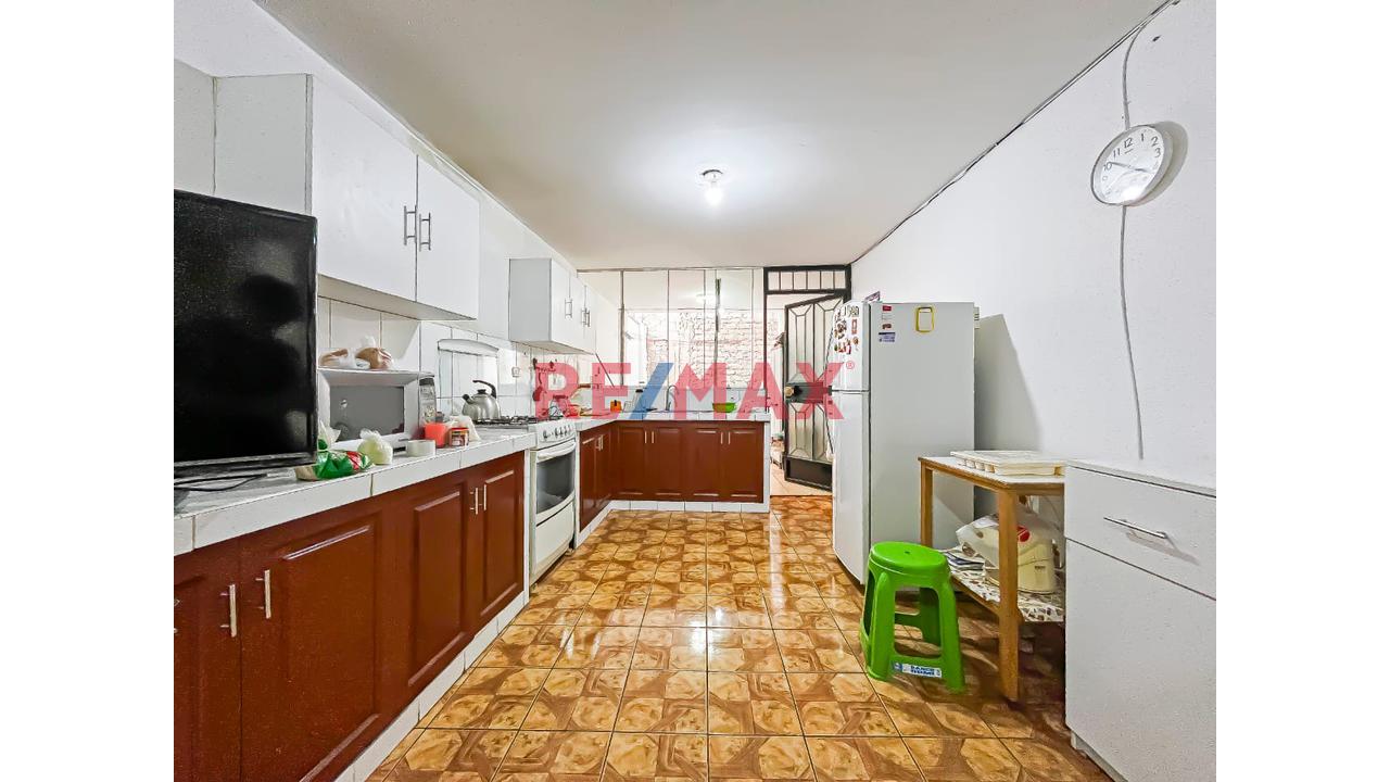 "Oportunidad Única: Venta De Departamento En 2Do Piso" — foto 8