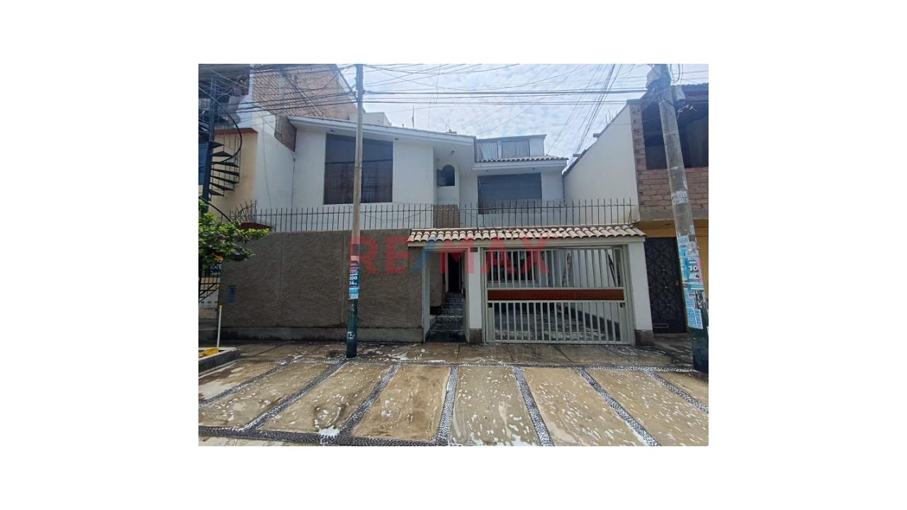 Excelente Casa En Venta - Sjm