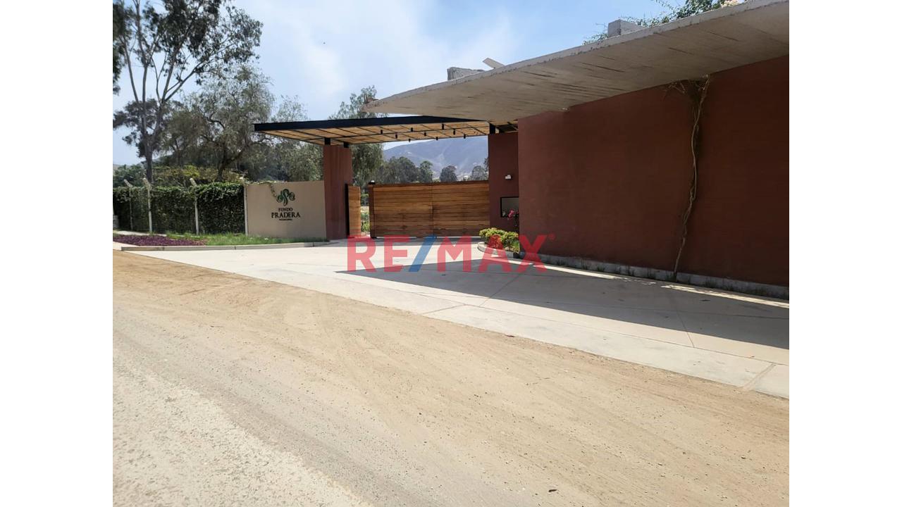 Venta De Terreno En Fundo Pacahacamac - I - 10