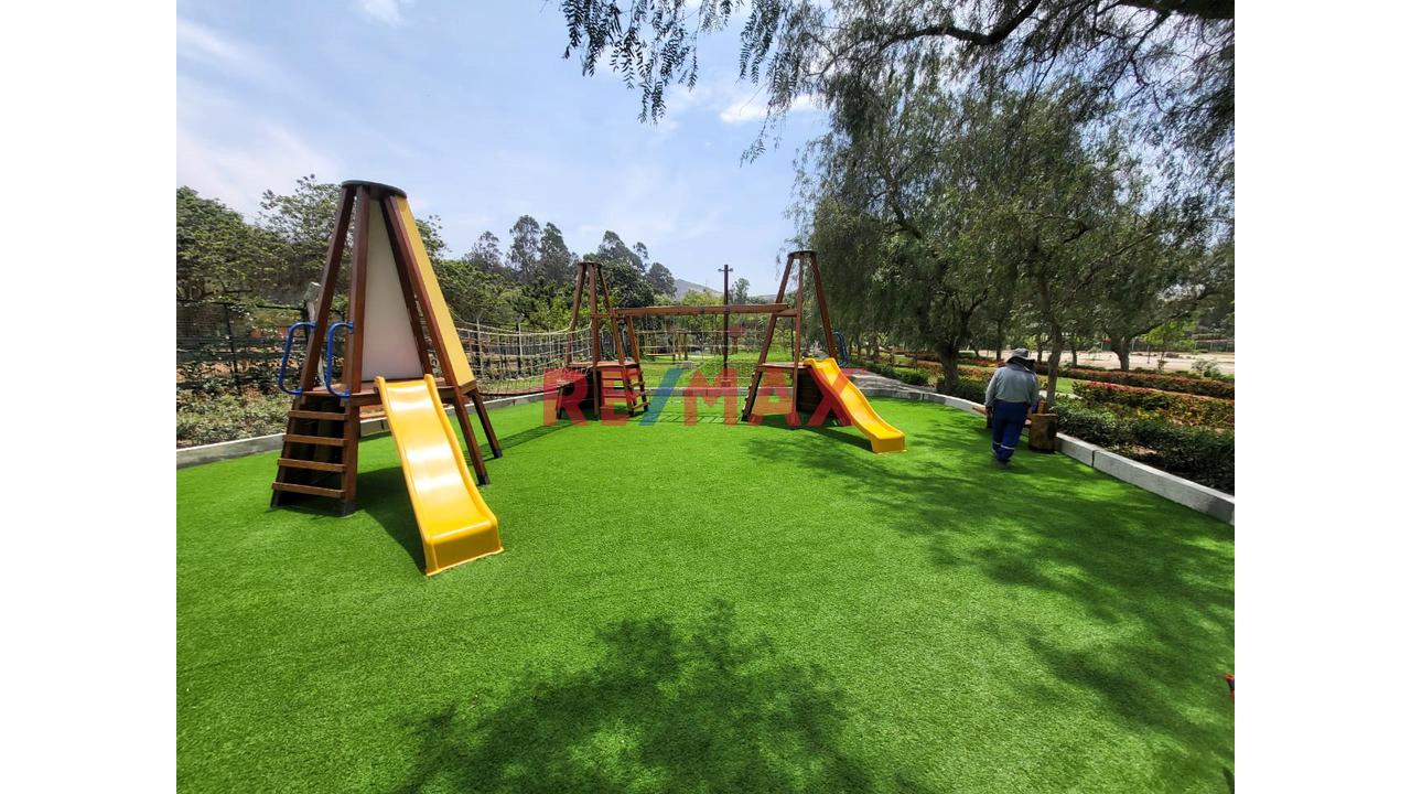 Venta De Terreno En Fundo Pacahacamac - I - 12