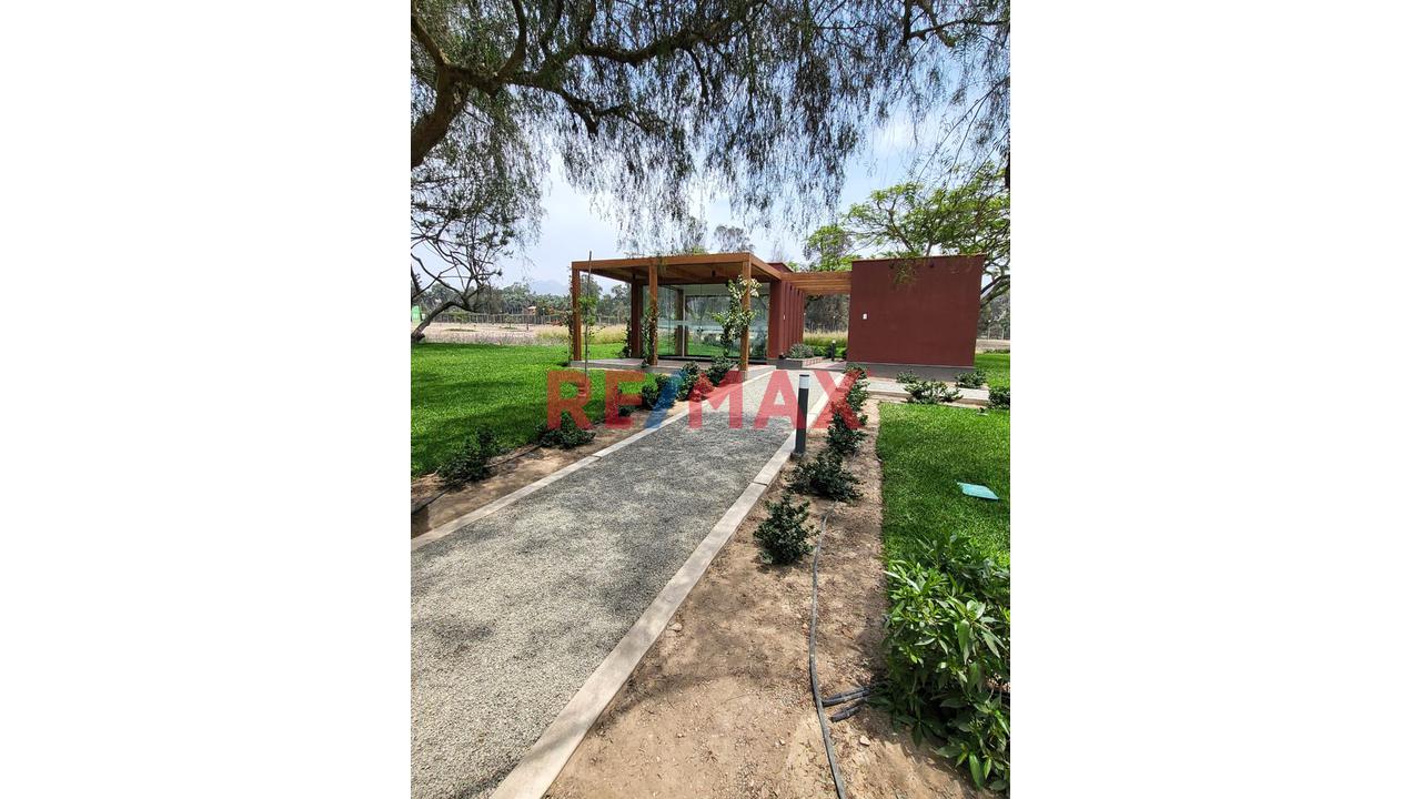 Venta De Terreno En Fundo Pacahacamac - I - 9